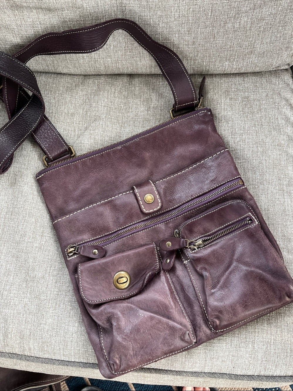 Roots Venetian Village Eggplant/Brown colour Leather purple zipper Crossbody Bag